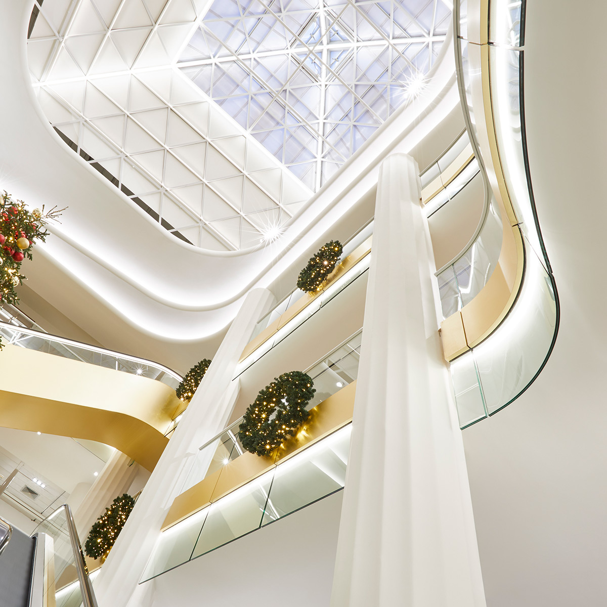 cc-eci-castellana-madrid-007-las-rosas-internacional
